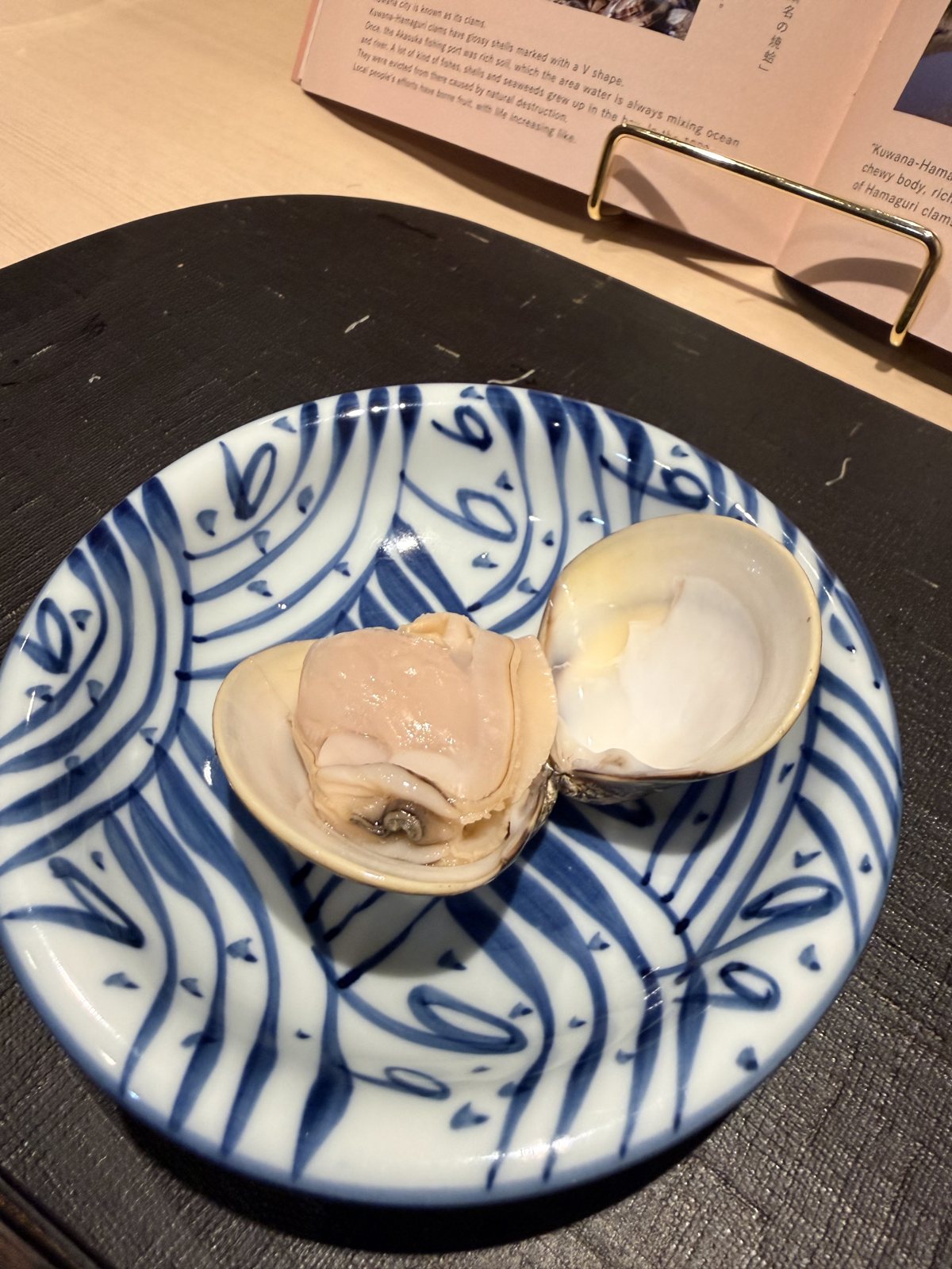 Steamed Kuwana hamaguri clam
